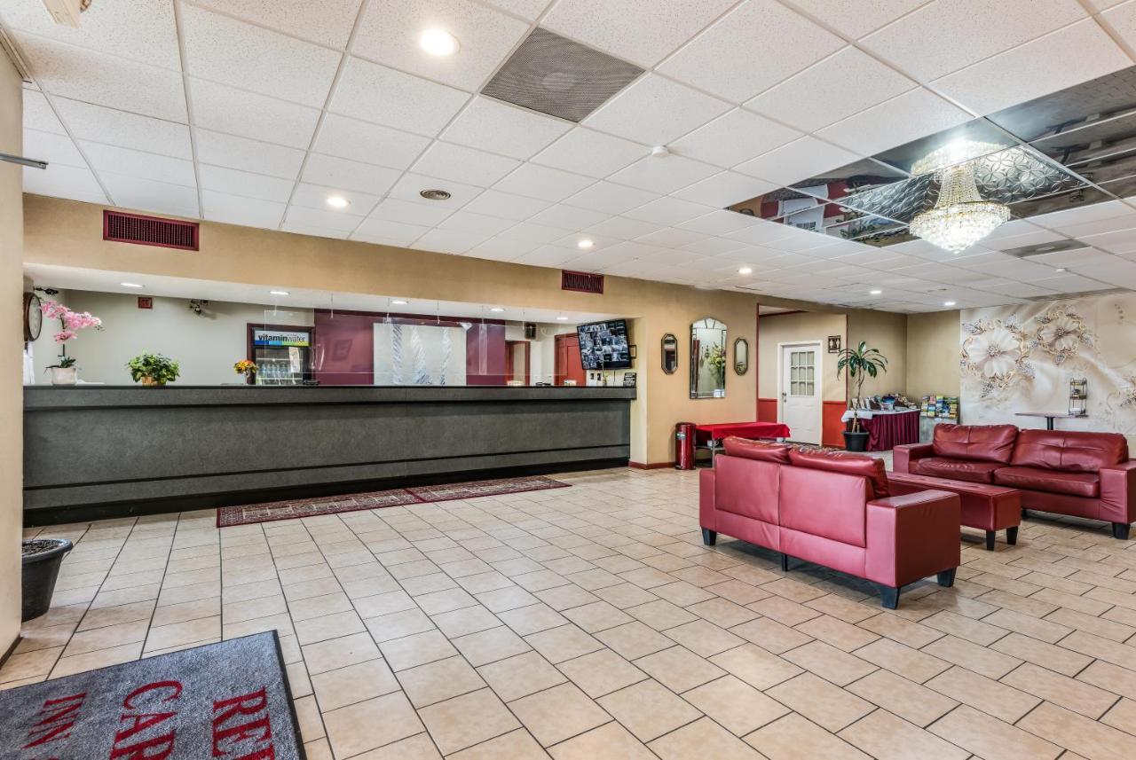 Red Carpet Inn & Suites Hazleton Εξωτερικό φωτογραφία
